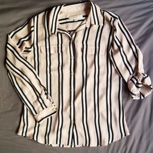 LOFT button up size medium